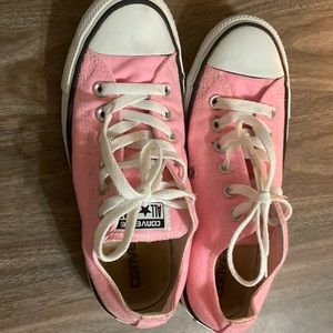 Pink since 7 converse